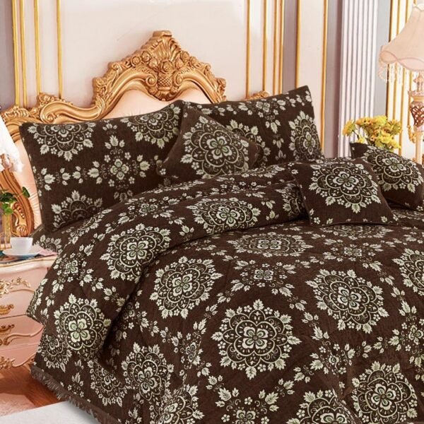 Luxurious Velvet Jacquard Printed Double Bed Set - 10 Pcs - Maroon | Trendsto